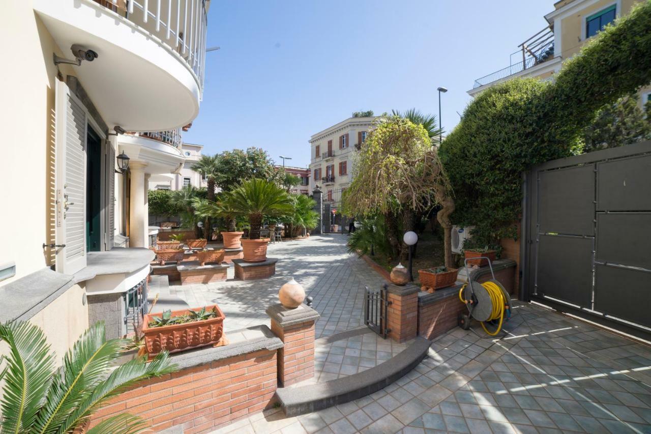 B&B 'O Sole Mio! Neapel Exterior foto